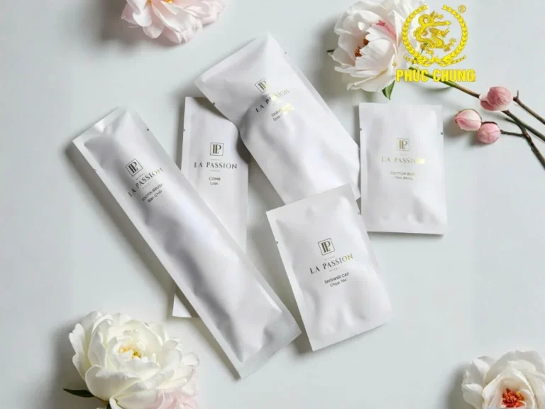 Bộ amenities khách sạn bao bì trắng – Thanh lịch và tinh tế