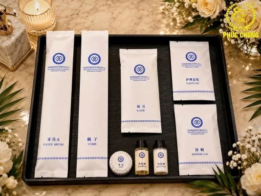 Bộ amenities khách sạn màu trắng thanh lịch gọn gàng